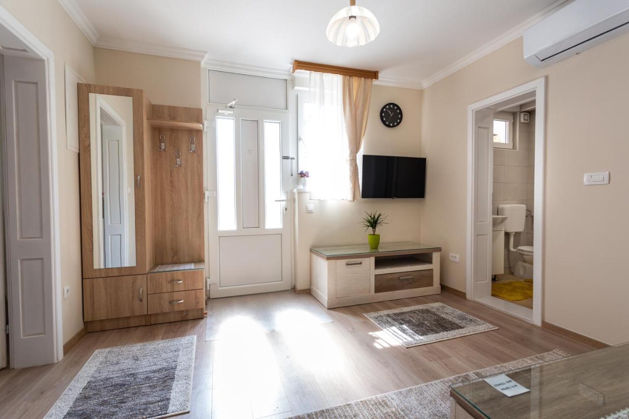 Casa-naro * Mostar
